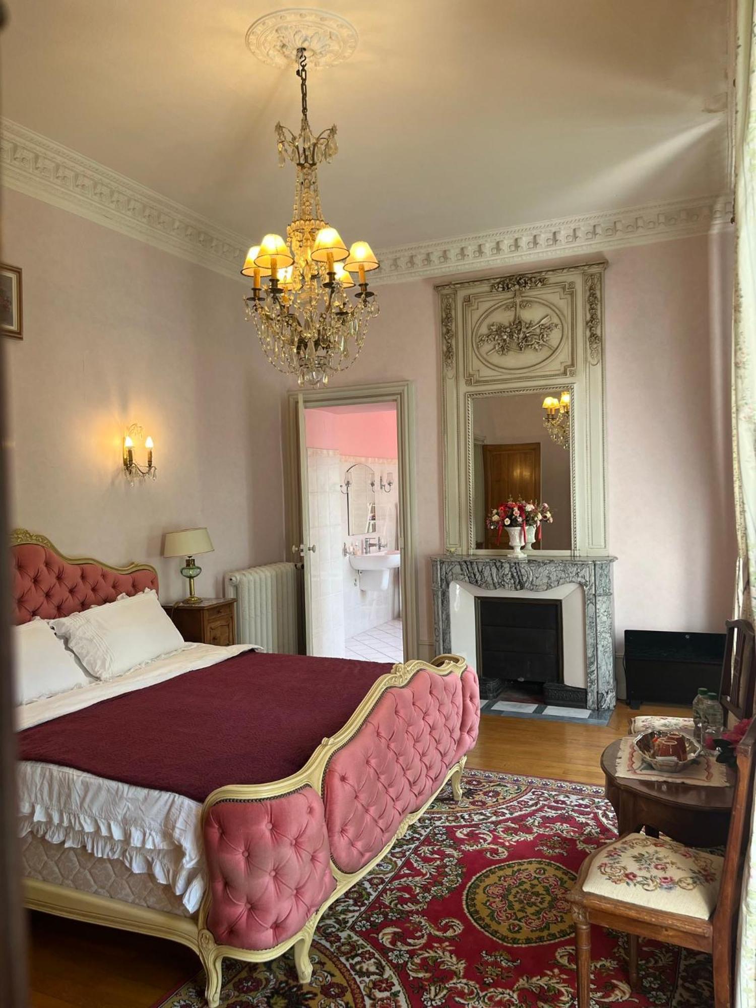 Bed and Breakfast Demeure Des Payratons Saint-Gerand-le-Puy Экстерьер фото